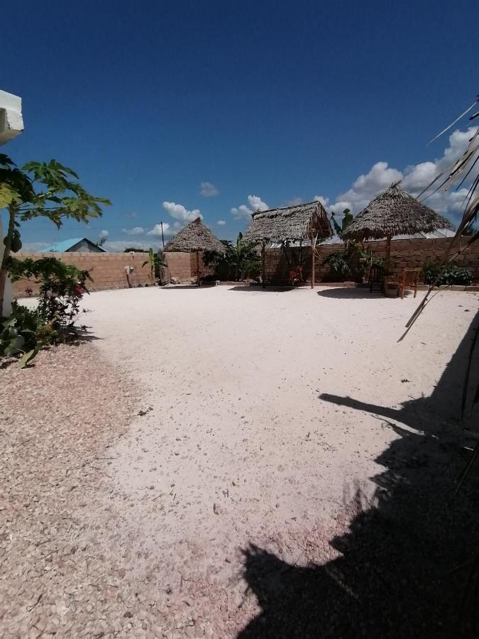 New Arisen Bungalows Bwejuu Exteriör bild