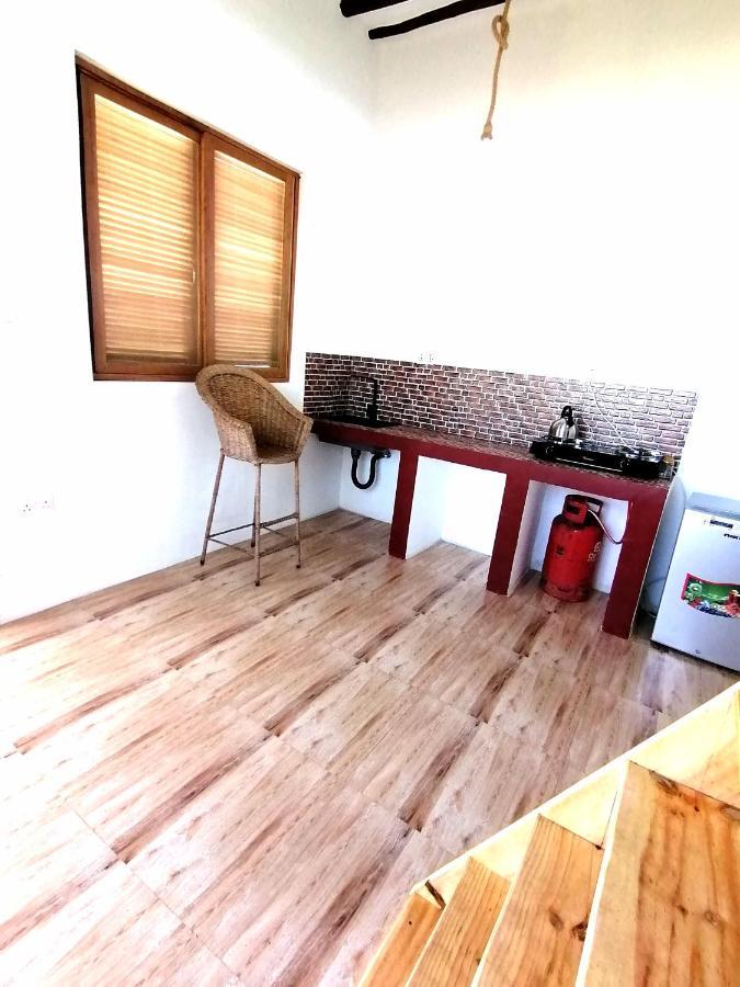 New Arisen Bungalows Bwejuu Exteriör bild
